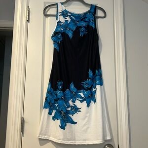 NEVER WORN Cotton sleeveless Hawaiian dress (size S) with a keyhole back detail